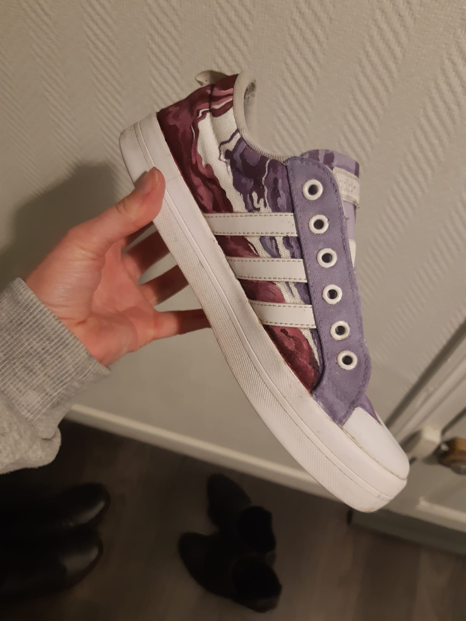Shoe
